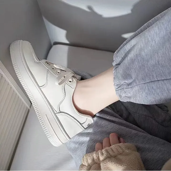 Kawaii All-match Cartoon Kitten Print Low-top Sneakers