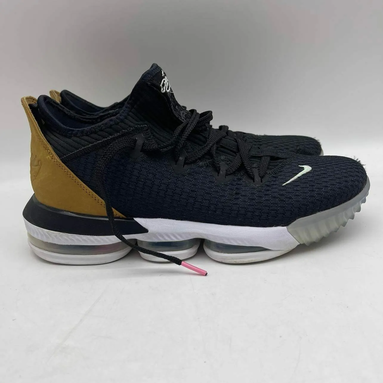 Nike Lebron 16 Low Black Wheat “Soundtrack” Men's Size 10 usa 12668-001