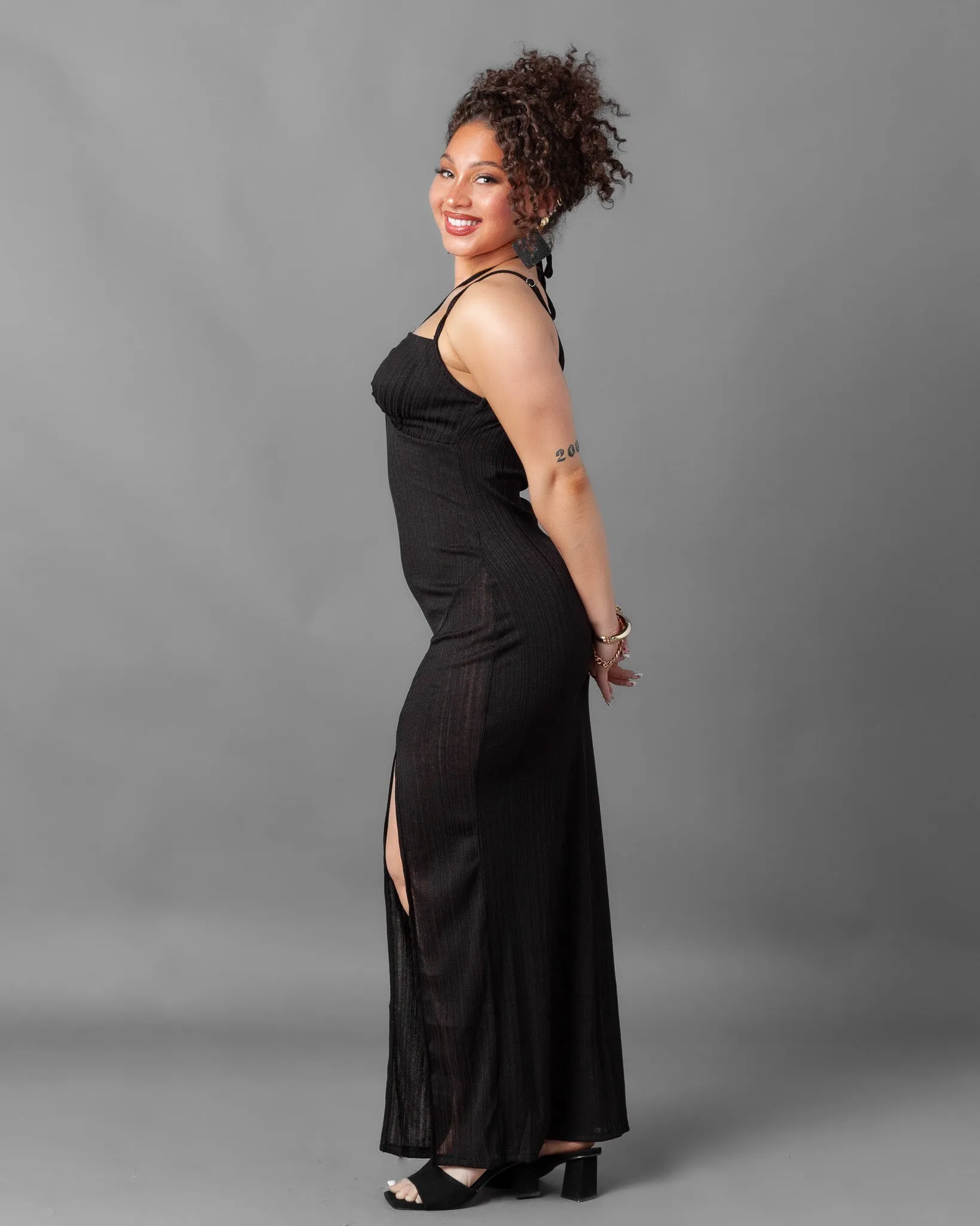 Tabriz Ribbed Halter Neck Maxi Dress