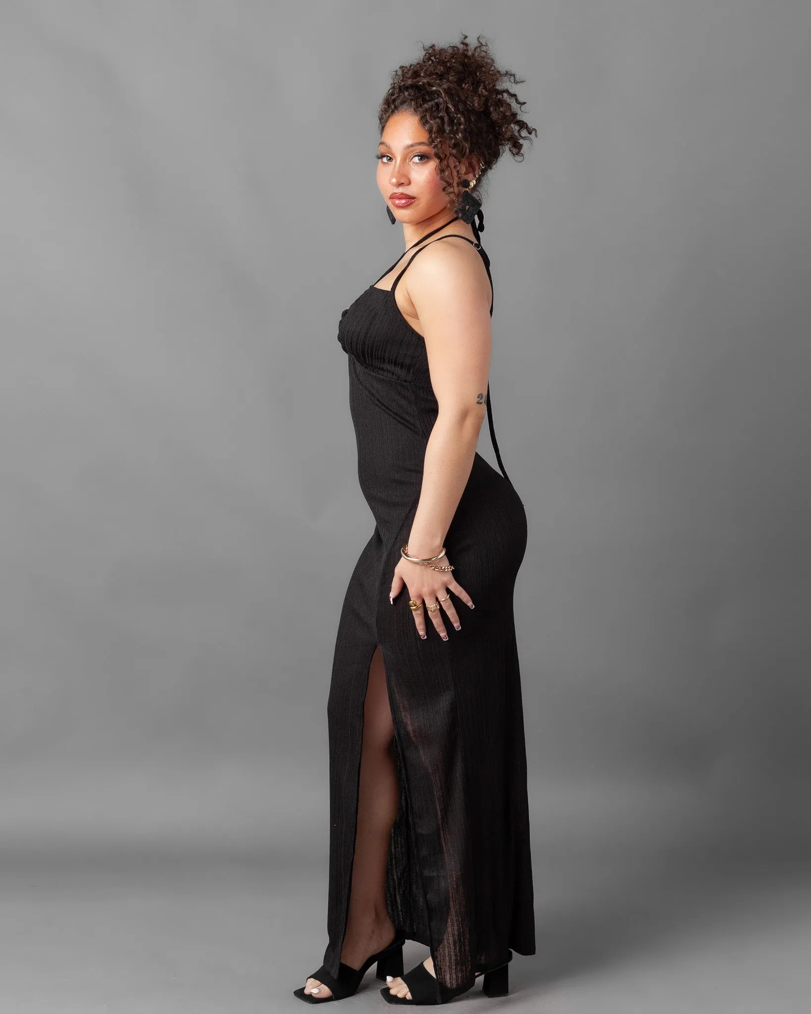 Tabriz Ribbed Halter Neck Maxi Dress